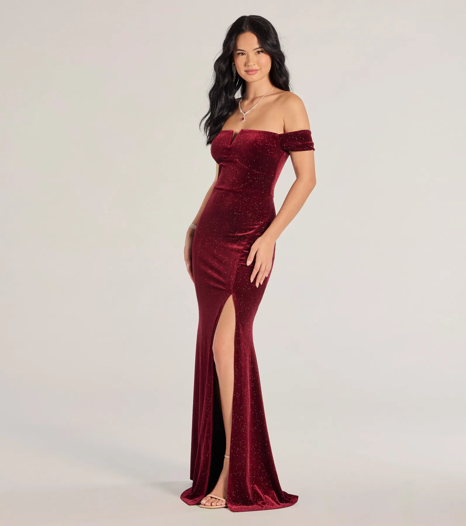 Alayna Velvet Off-The-Shoulder Mermaid Dress - Image 4
