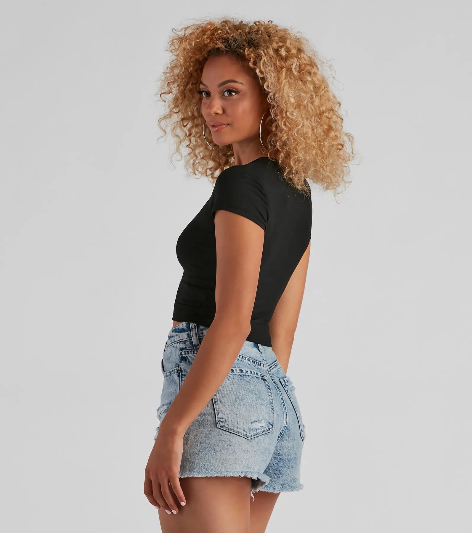 Casual Must-Have Crew Neck Crop Top - Image 12