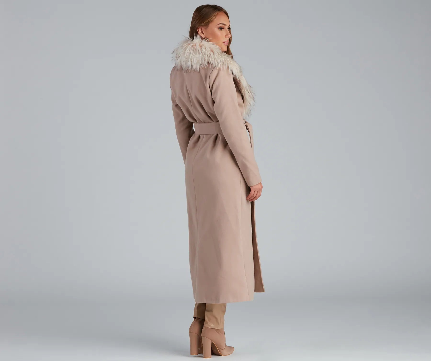A Formal Affair Faux Fur Jacket - Image 13