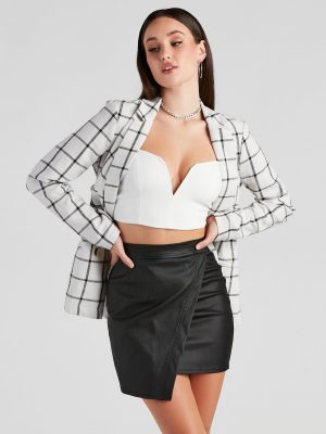 Making Moves Plaid Woven Blazer