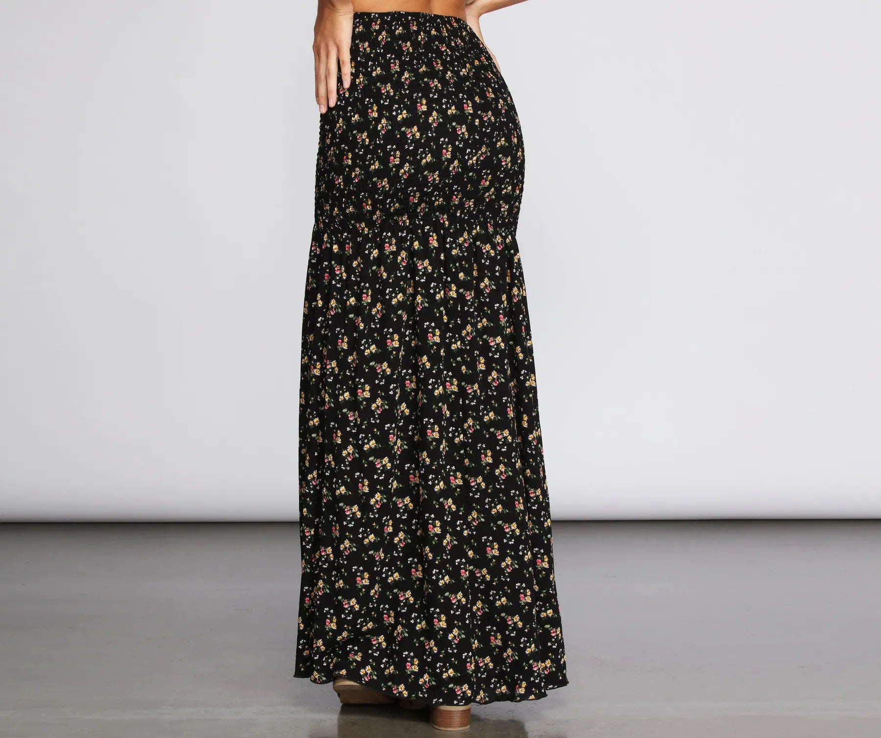 Darling Ditsy Floral Maxi Skirt - Image 3