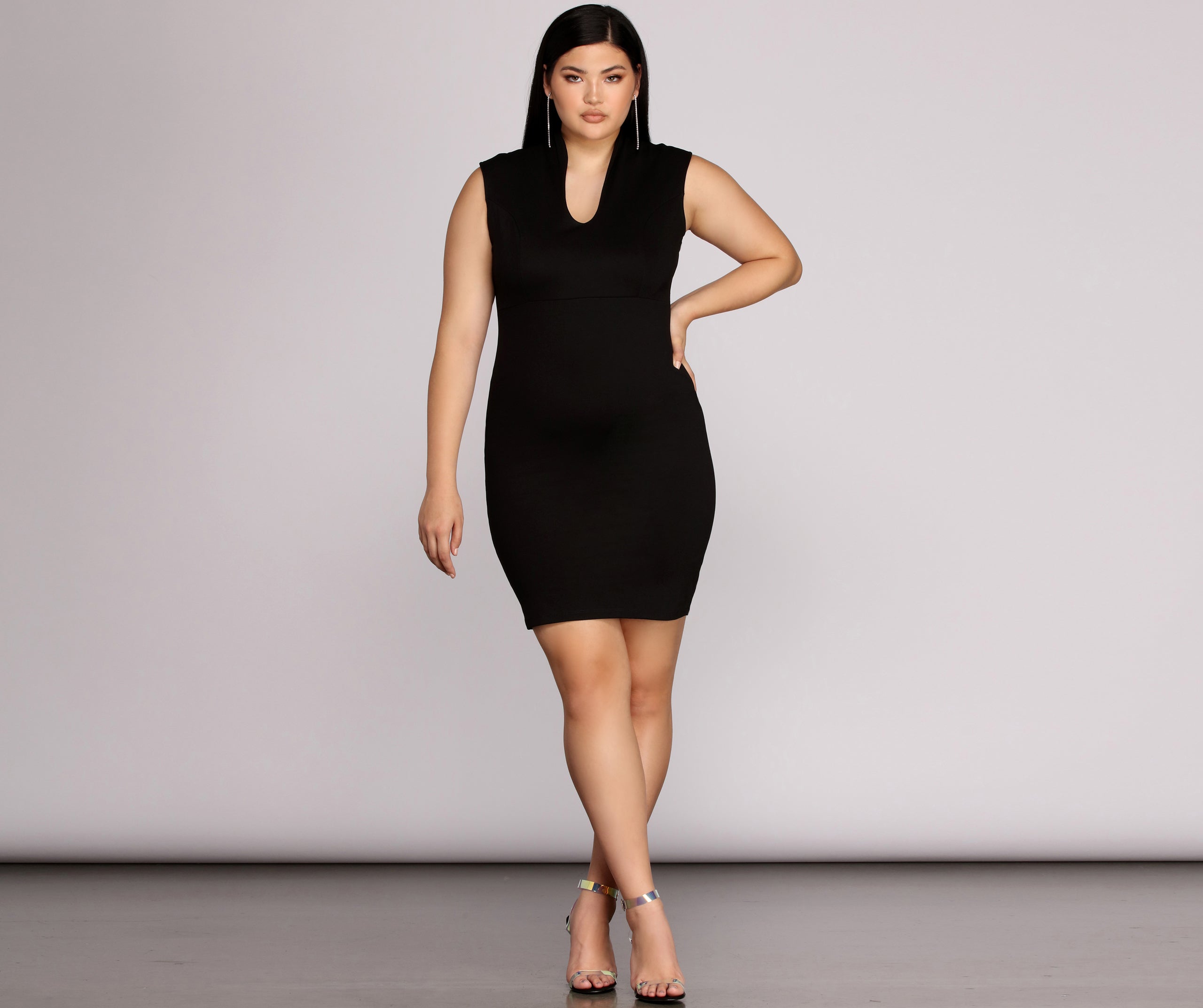 Plus Classic Midi Dress - Image 4