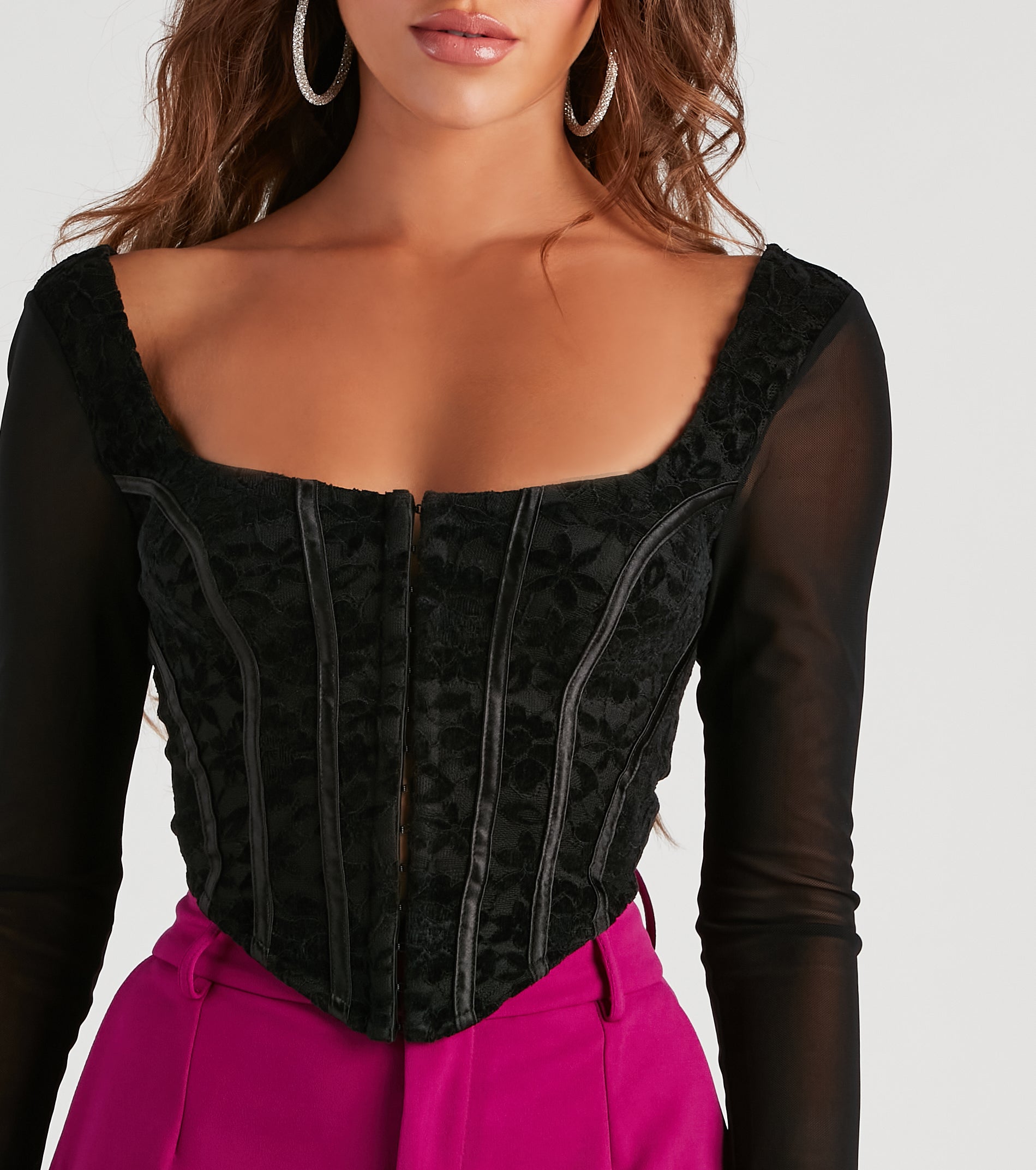 Chic Majesty Floral Lace Bustier - Image 4