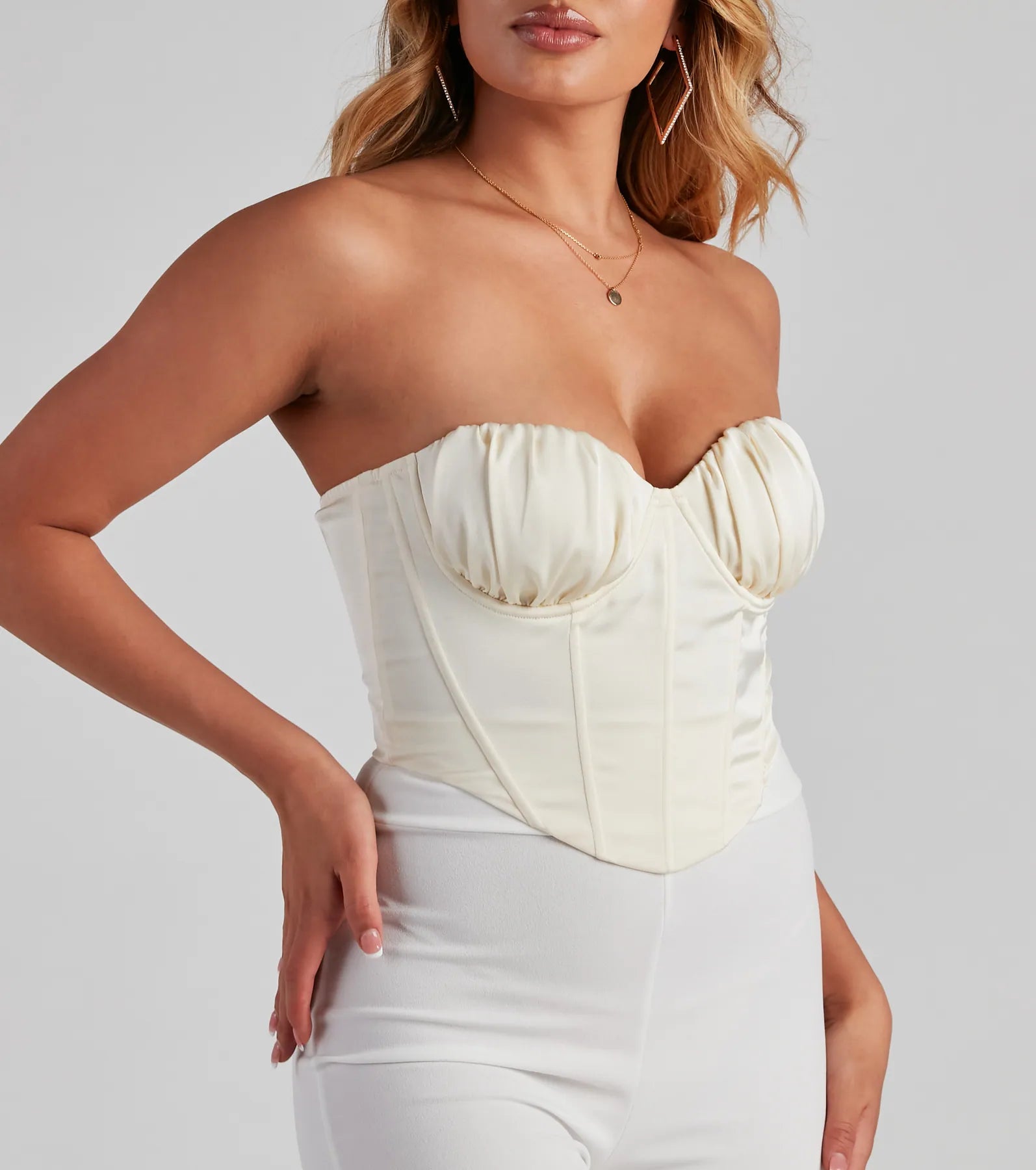 Unveil Satin Sweetheart Bustier - Image 4
