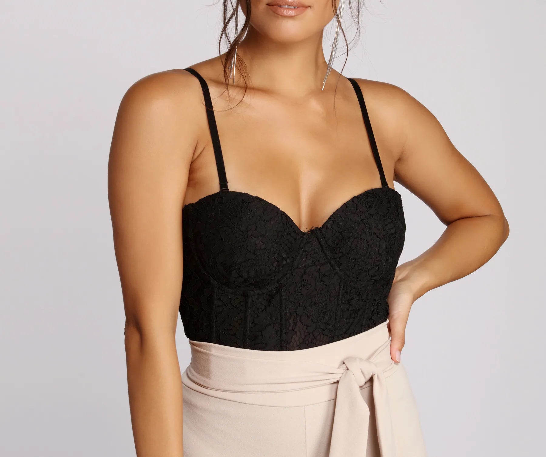 Get Structured Lace Bodysuit - Image 7