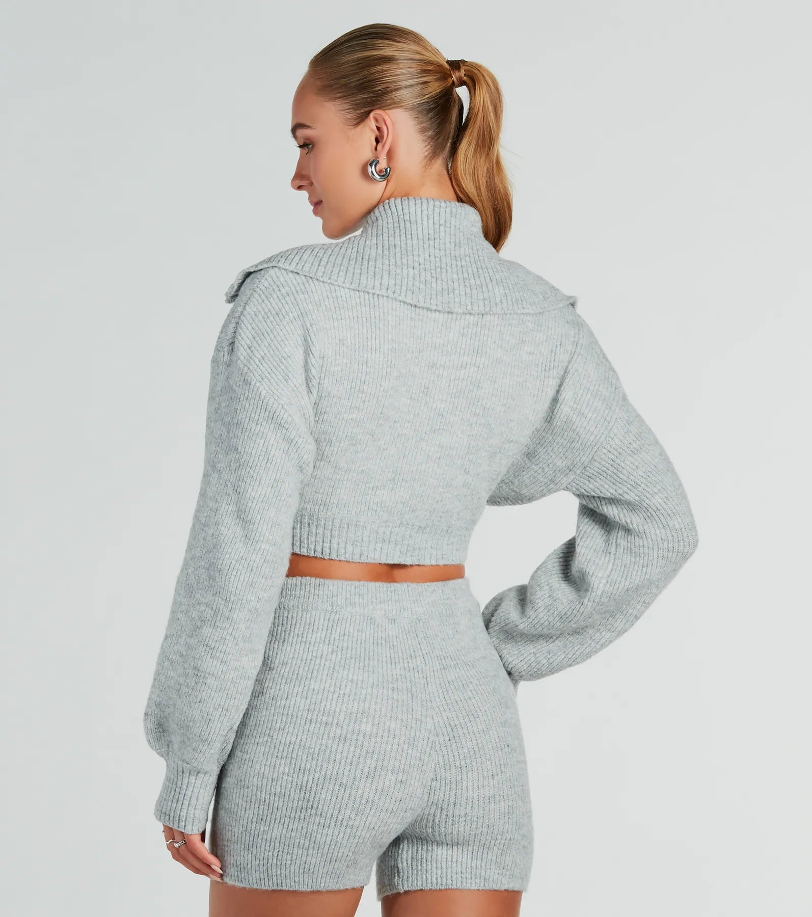 Laid-Back Chic Collared Cropped Sweater - Image 2