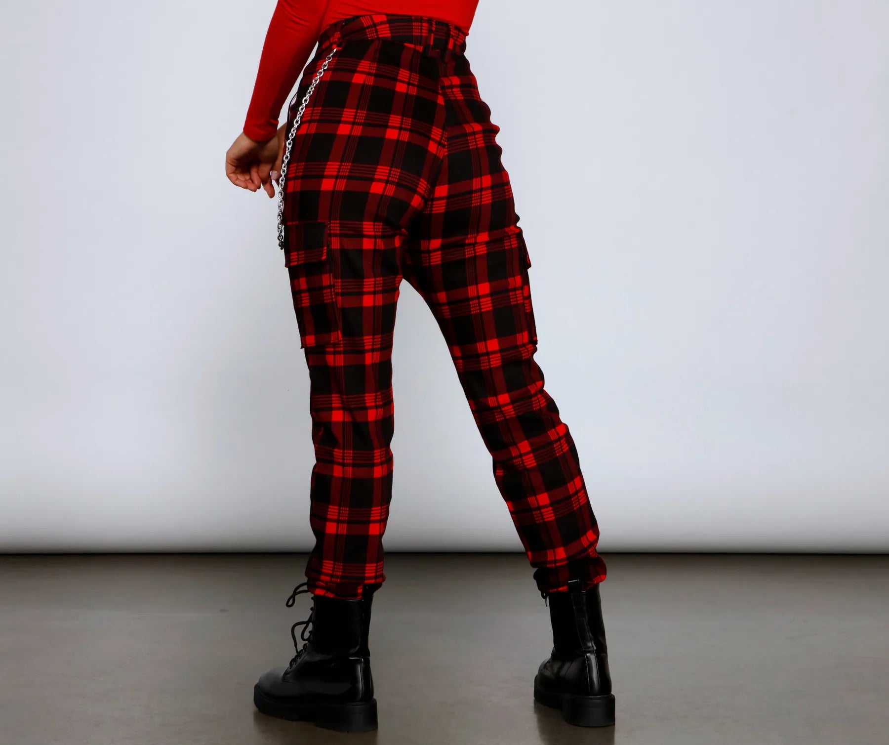 High Waist Plaid Joggers With Chain - Image 6
