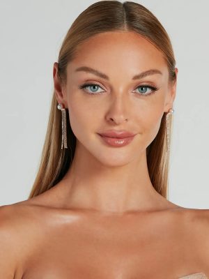 Tasteful Trend Faux Pearl Rhinestone Fringe Earrings