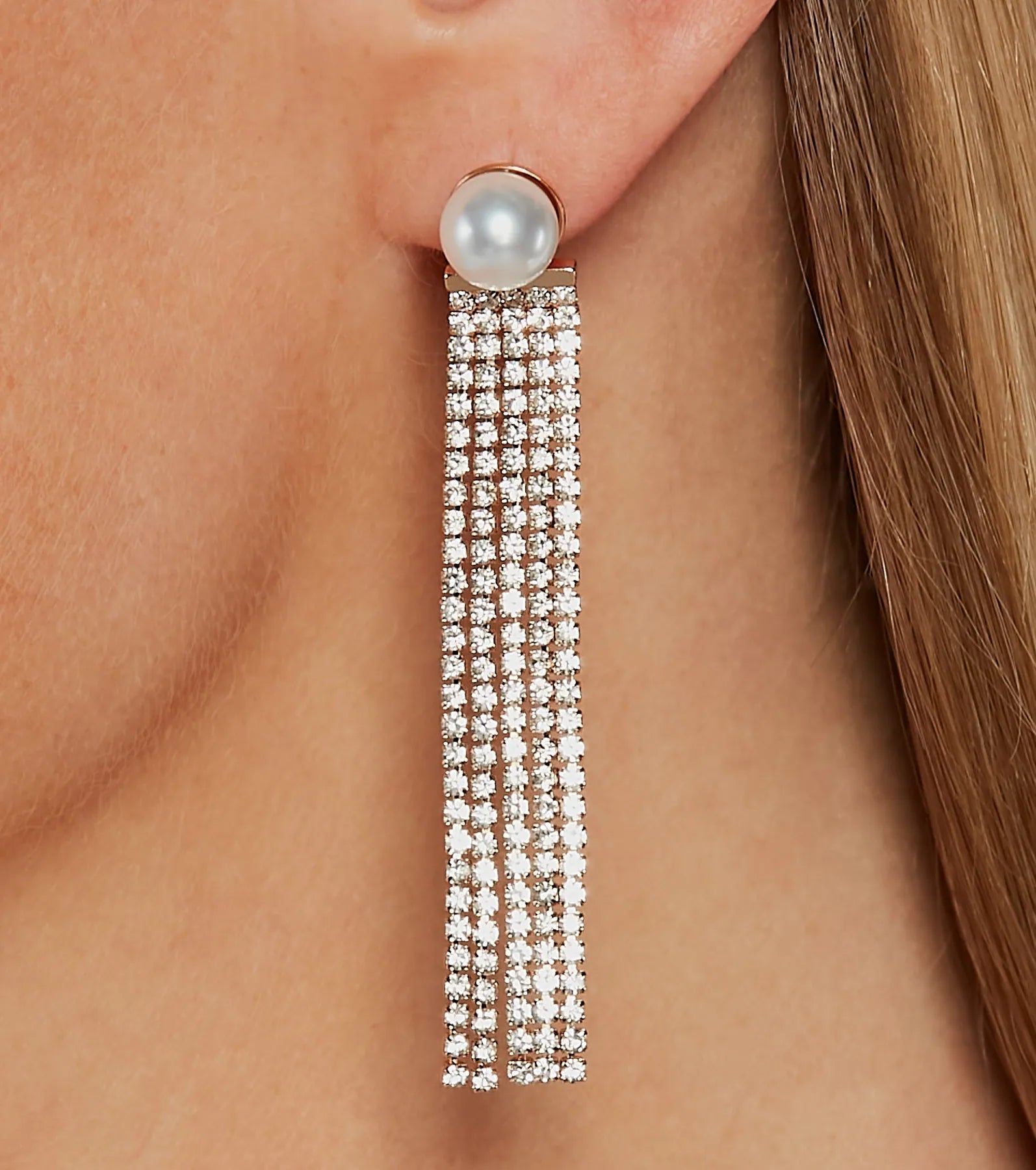 Tasteful Trend Faux Pearl Rhinestone Fringe Earrings - Image 2