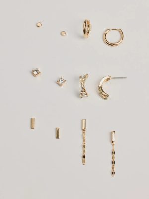 Trendy Deets Stud And Hoop Earrings Set