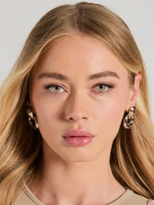 Keep It Chic Doorknocker Hoop Earrings