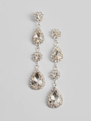 Gleaming Twinkle Rhinestone Teardrop Linear Earrings