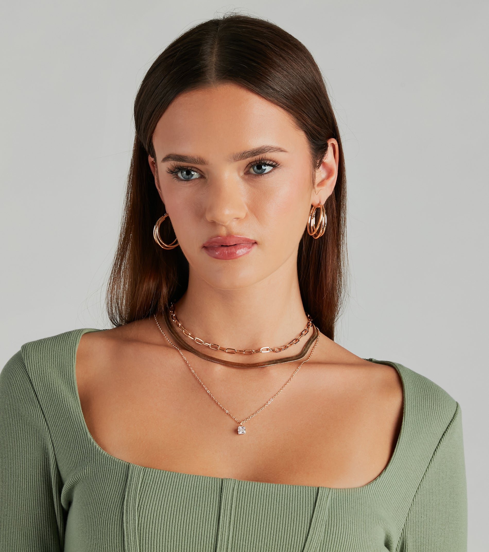 Irresistible Rhinestone Layered Necklace - Image 2