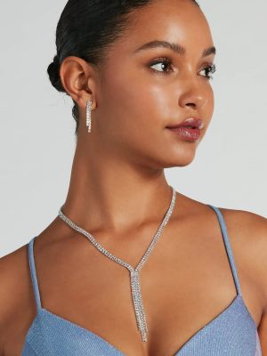 Glam Iridescent Rhinestone Necklace And Earrings Set