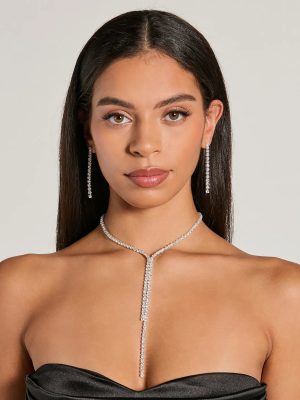 Glam It Up Rhinestone Lariat Necklace And Earrings Set