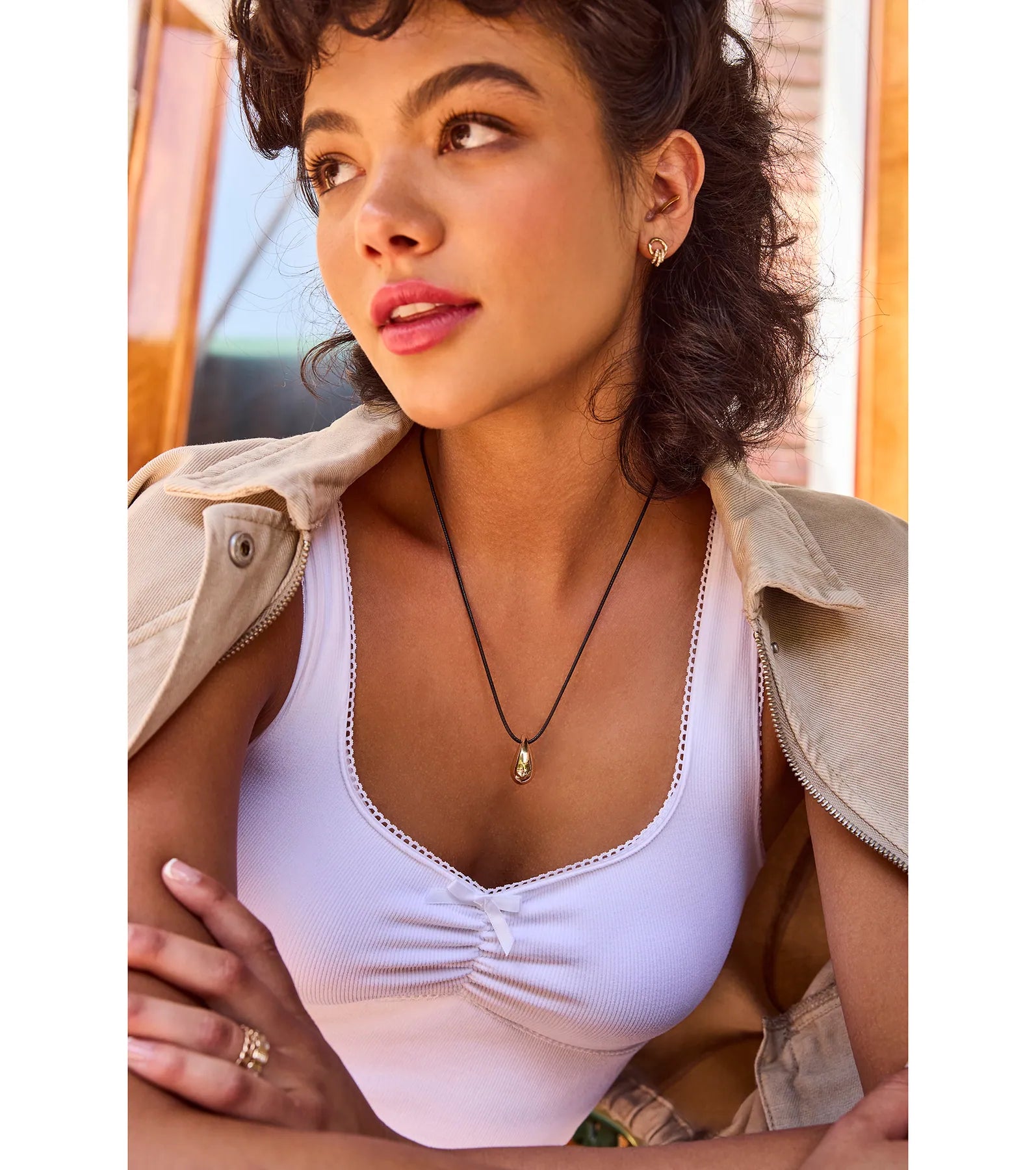 Deluxe Charm Pendant Necklace - Image 3