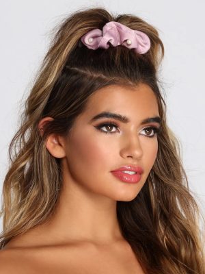 Flirt A Little Scrunchie Set