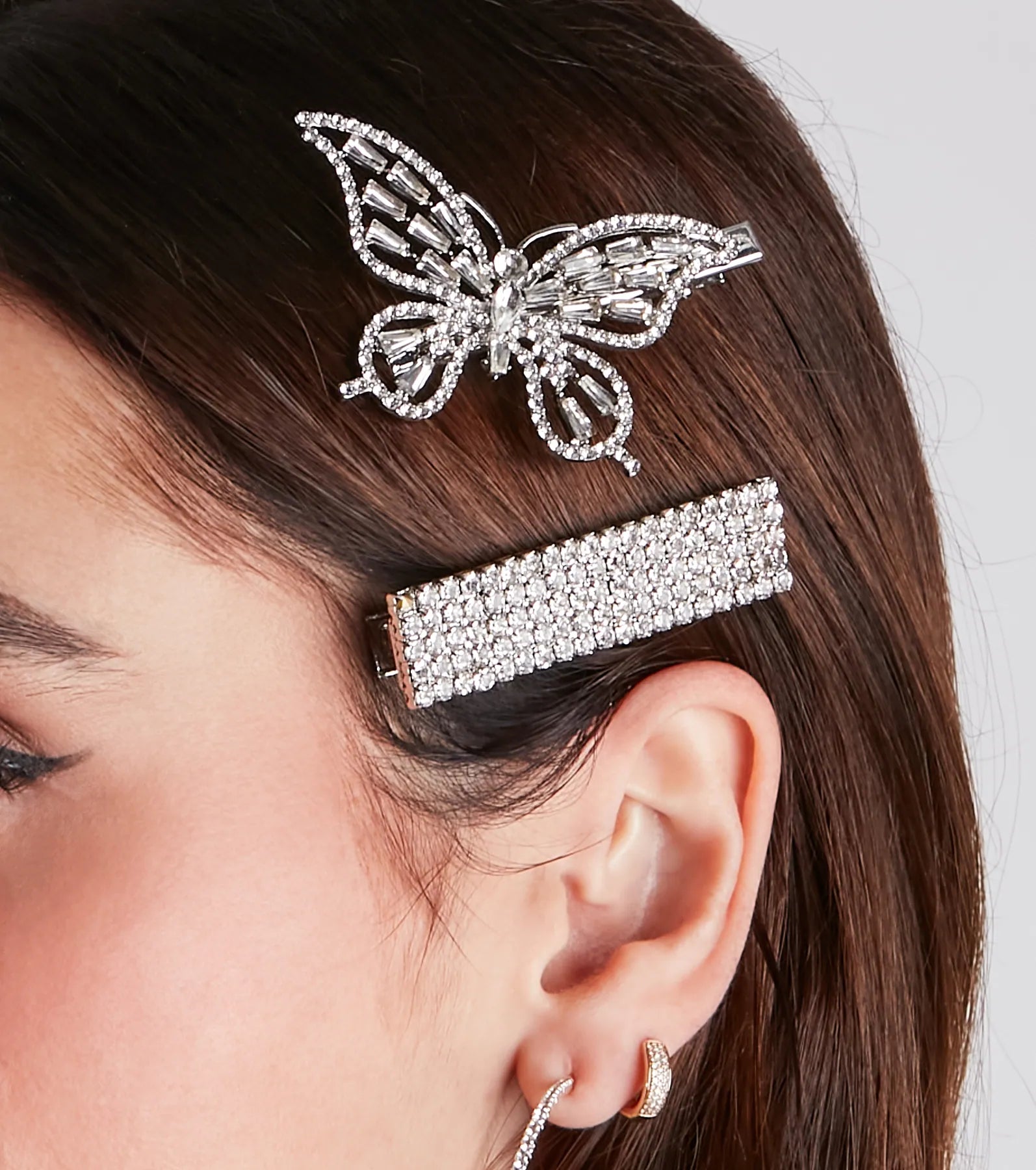Glam Babe Rhinestone Butterfly Hair Clip Set - Image 2