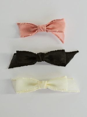Chic And Feminine Three-Pack Hair Bow Set