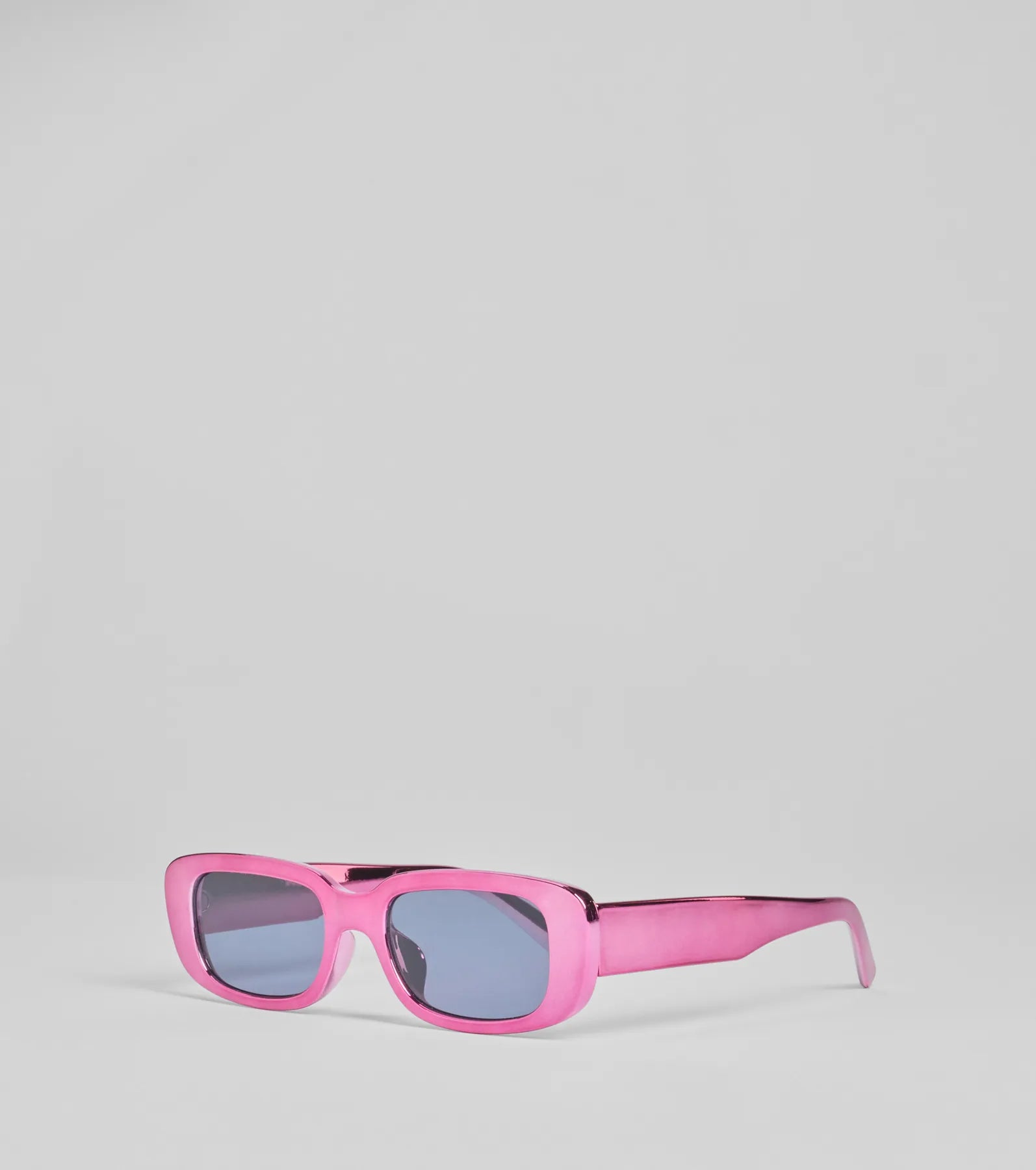 Fab Trendsetter Rectangle Sunglasses - Image 2