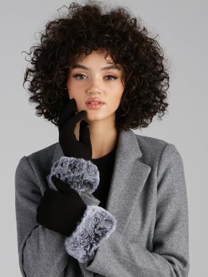 Lady In Faux Fur Cuff Gloves