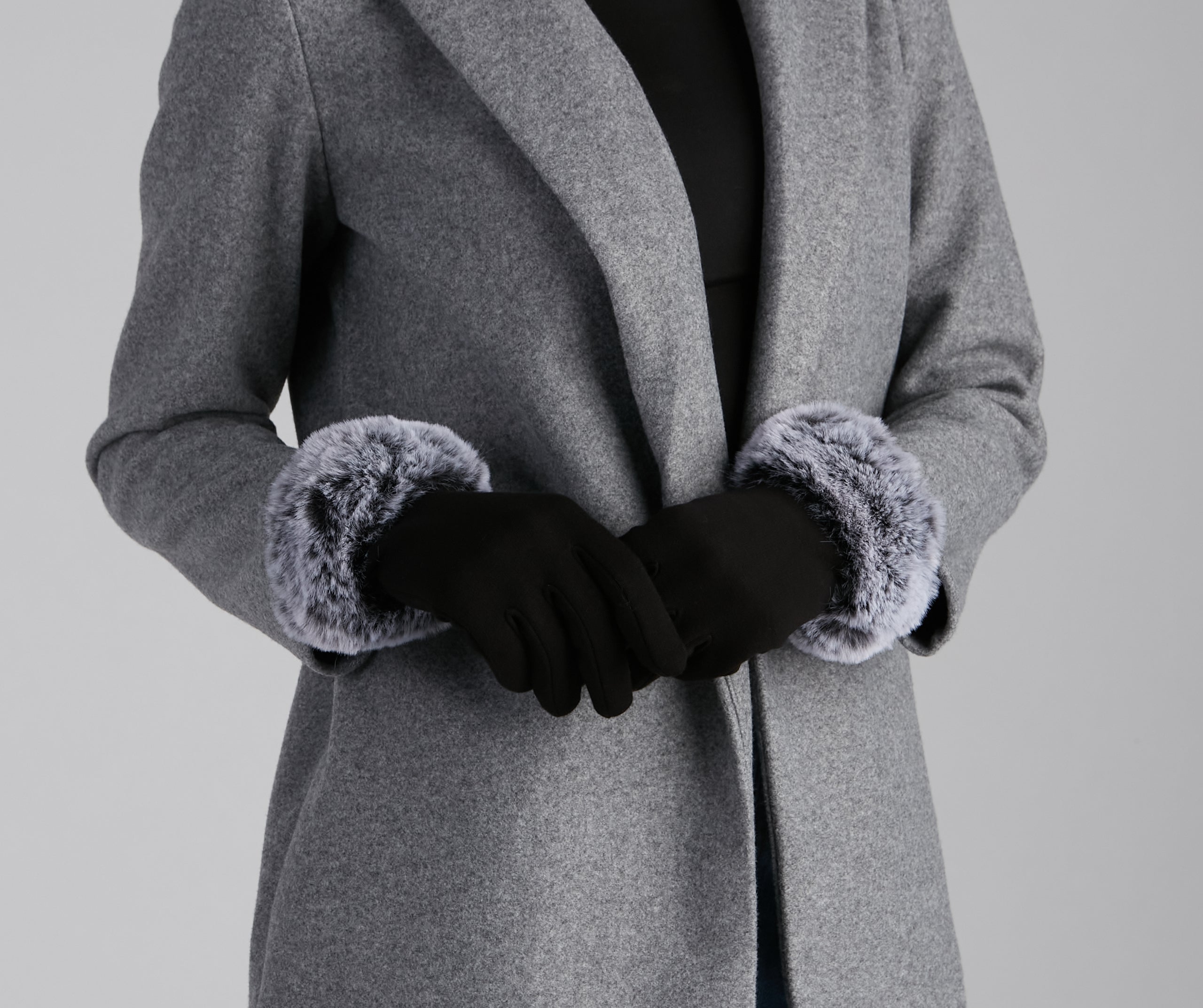 Lady In Faux Fur Cuff Gloves - Image 2