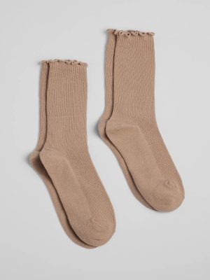 Perfect Set Two-Pack Ruffle Trim Socks