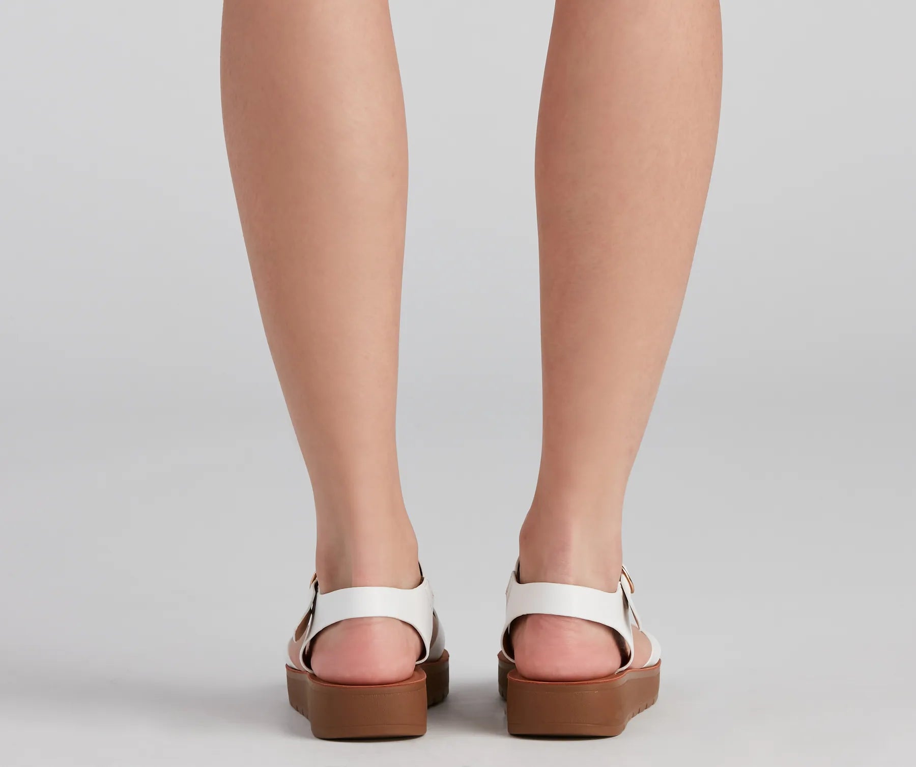 Comfort Level Criss-Cross Sandals - Image 4