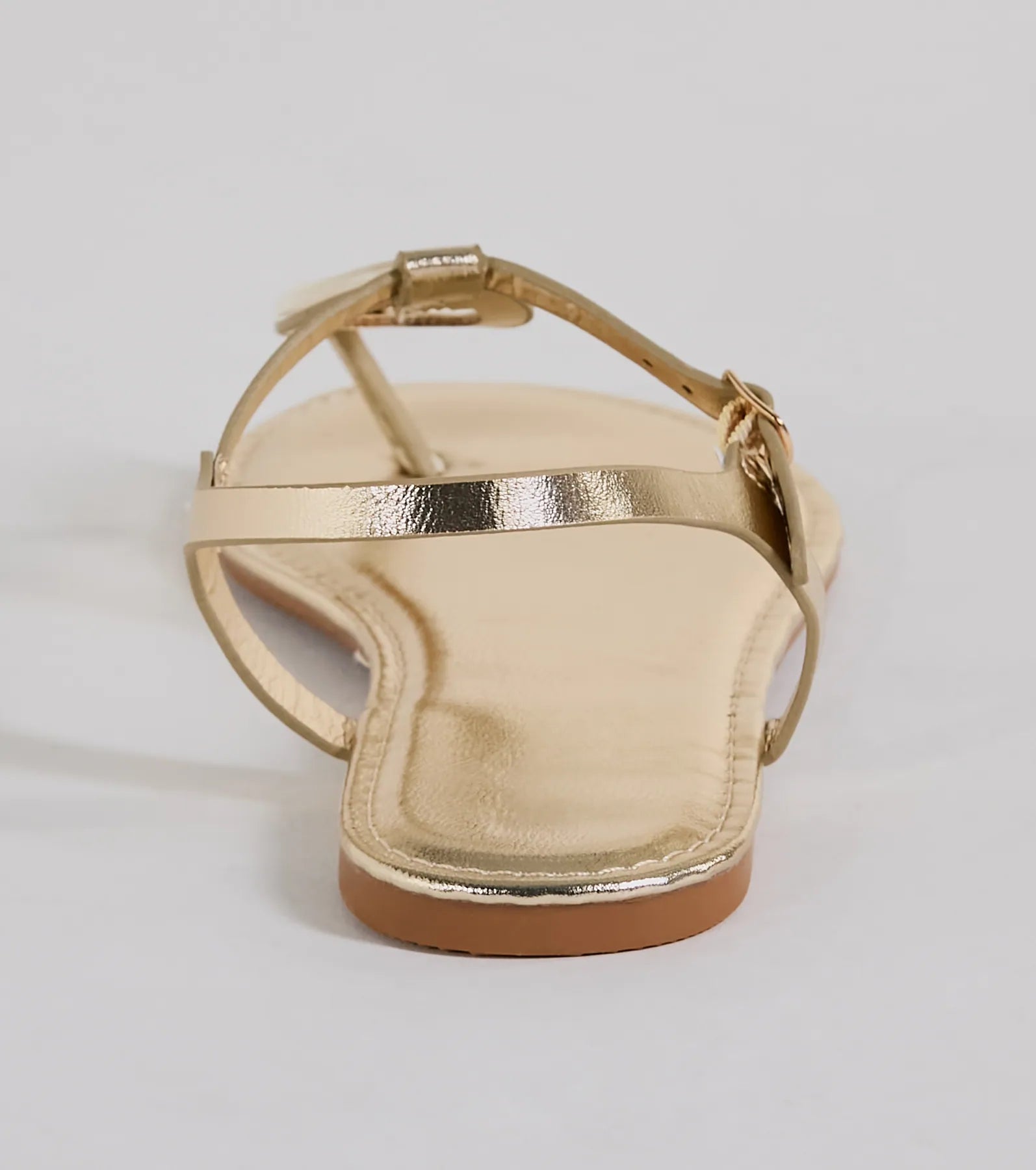Beachy-Chic Shell Thong Strap Sandals - Image 8